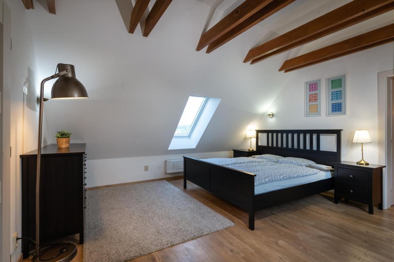 Farmaobeckov Sk Apartment ภายนอก รูปภาพ